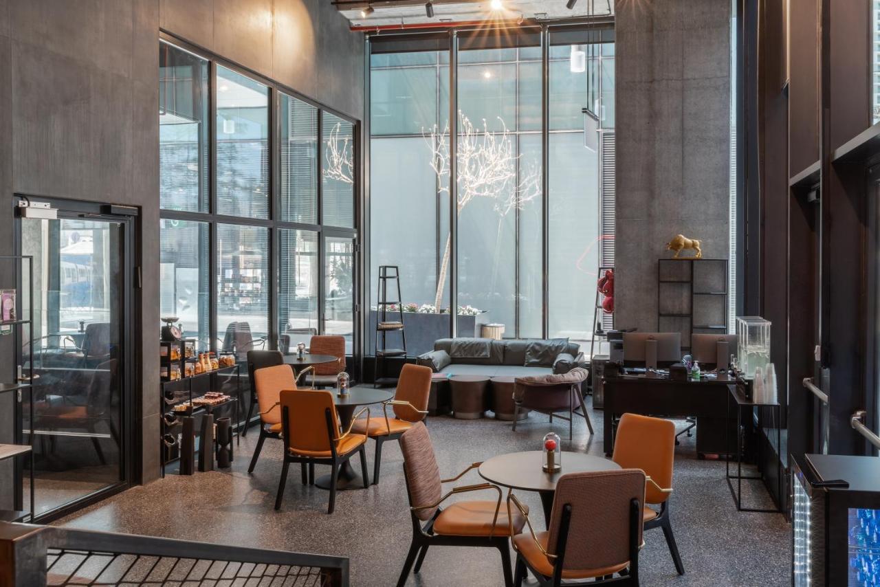 Play Midtown Hotel Tel Aviv Exteriör bild