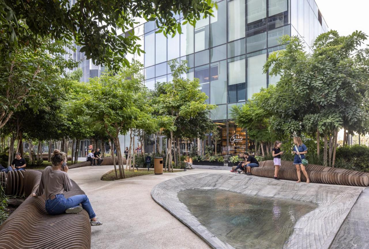 Play Midtown Hotel Tel Aviv Exteriör bild